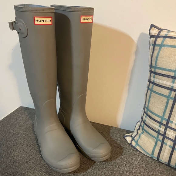 Hunter Tall Wellies Rain Boots - Picture 1 of 11